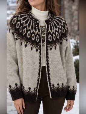 Icewool Iceland Women’s 100% Virgin Wool Hand Knit Nordic Cardigan